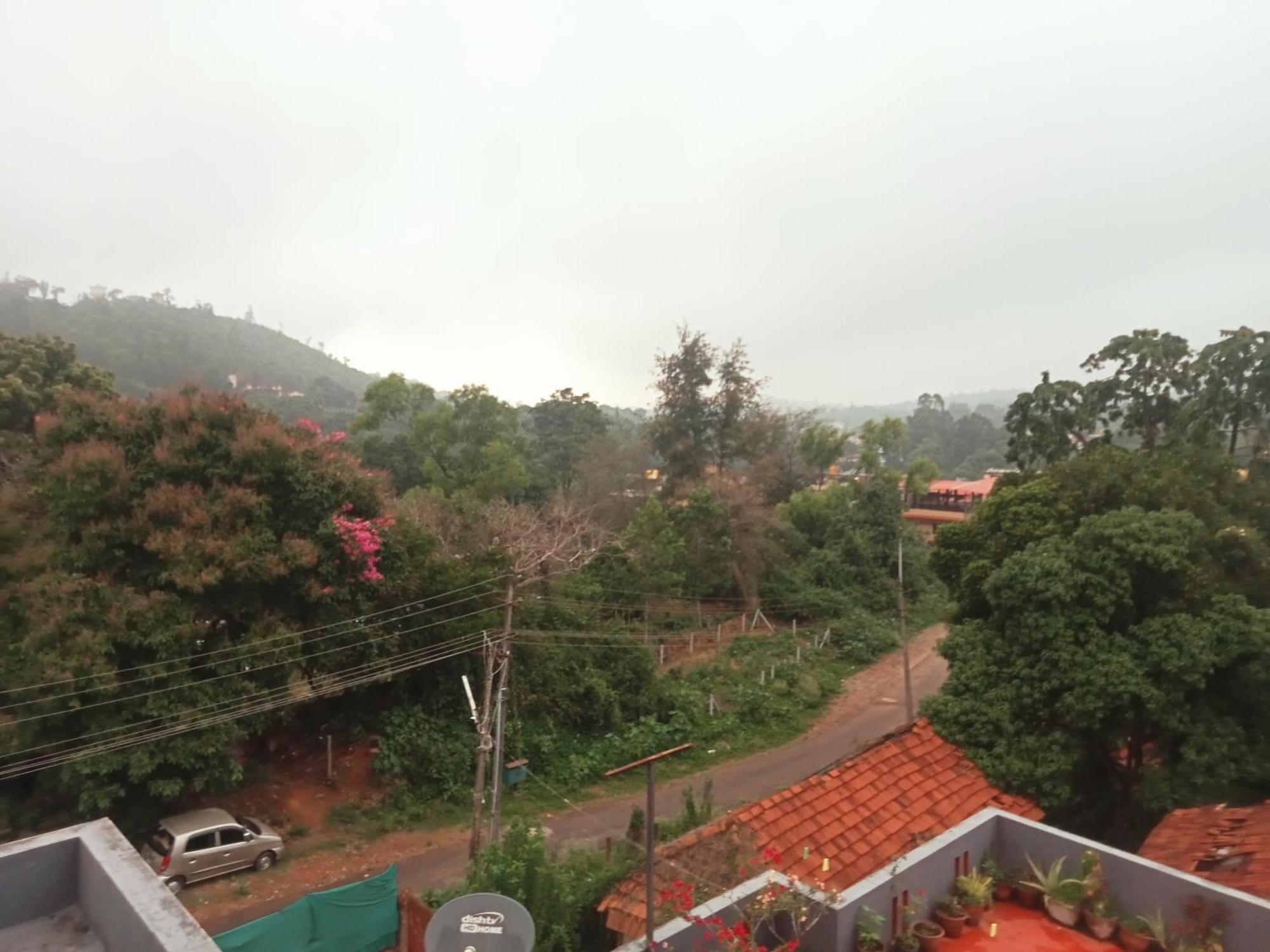 Eshwarkrupa Homestay 马迪凯里 外观 照片