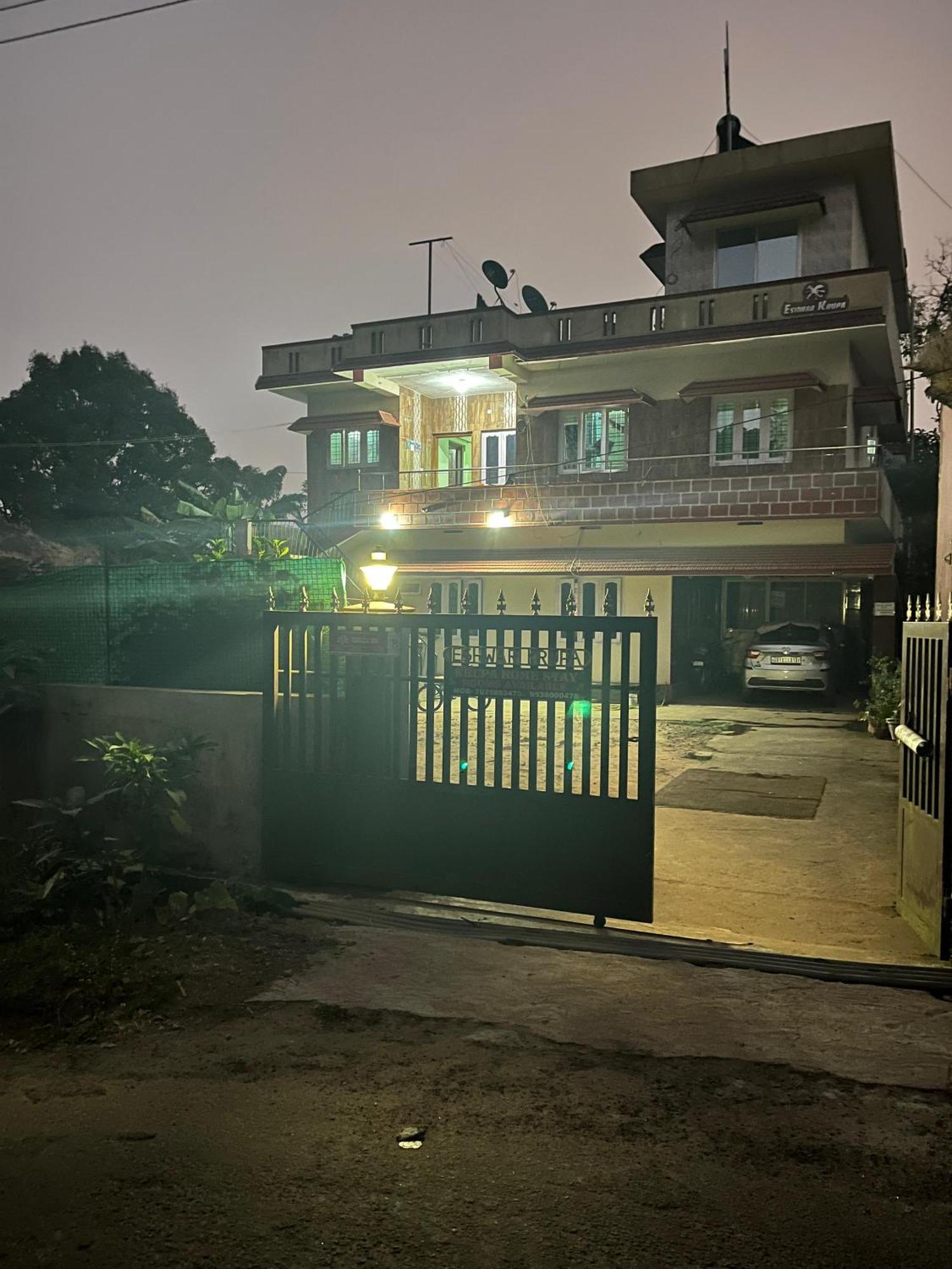 Eshwarkrupa Homestay 马迪凯里 外观 照片